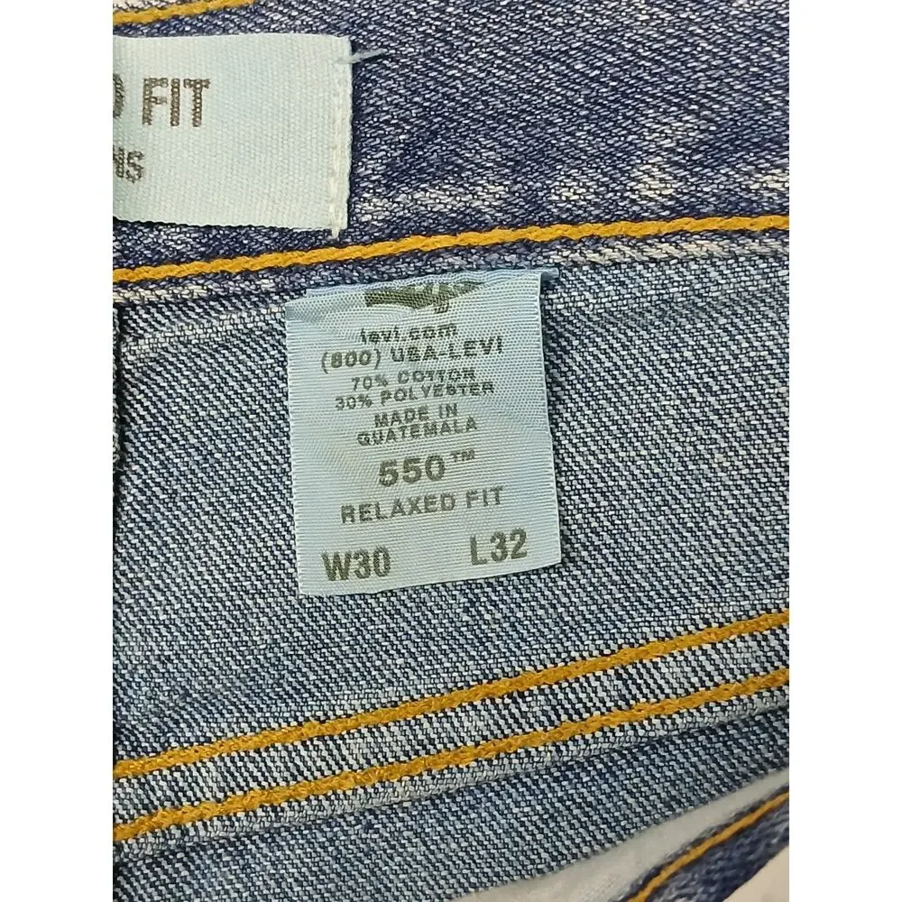 Levis (30x32) Men's 550 Straight Leg Blue Denim Jeans